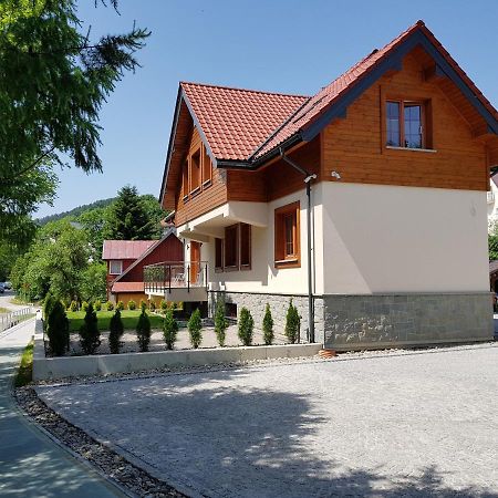 Pod Modrzewiami Apartment Krynica Exterior foto
