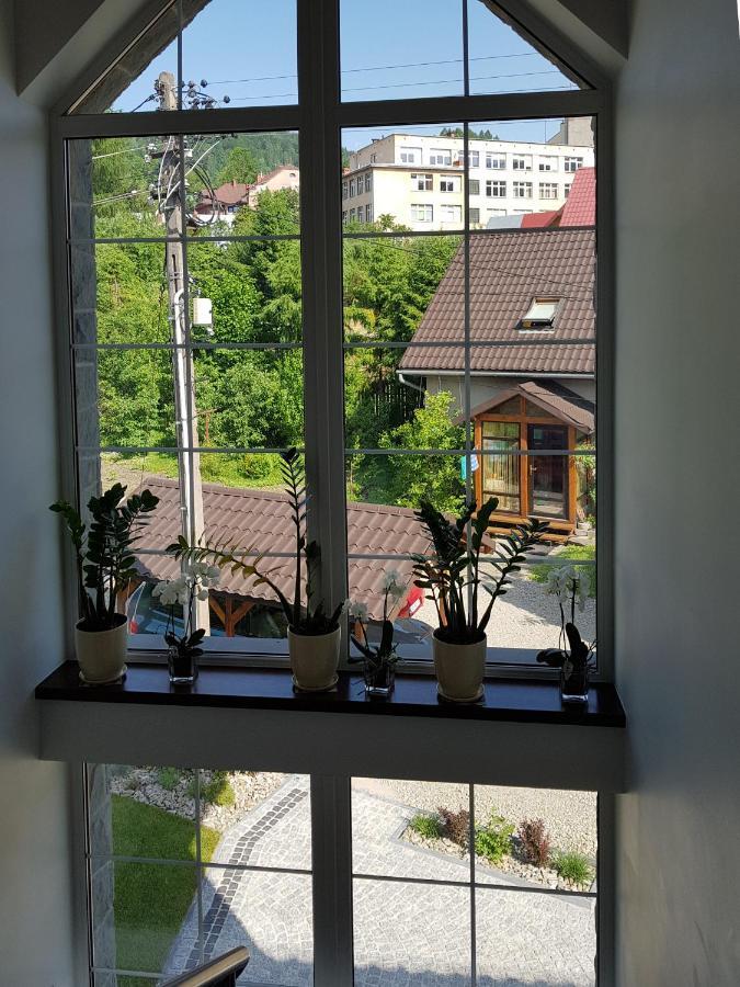 Pod Modrzewiami Apartment Krynica Exterior foto